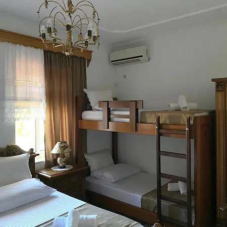 Appartement Yuri Gjirokastër