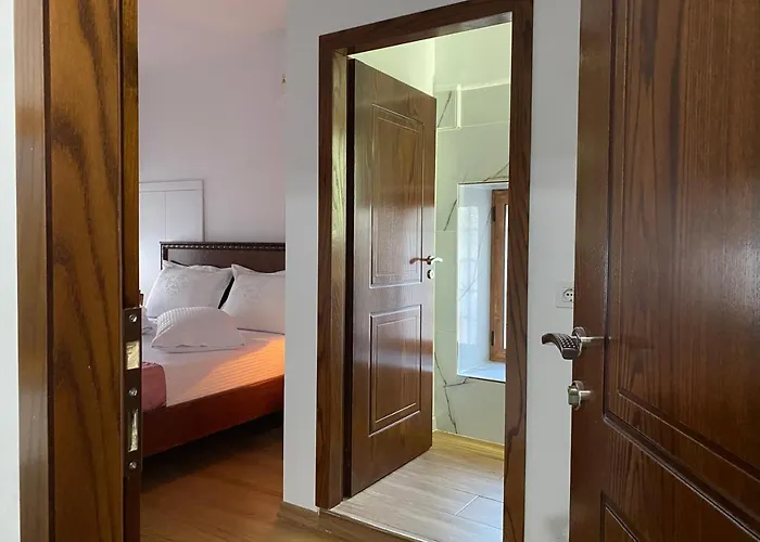 Yuri Apartamento Gjirokastër