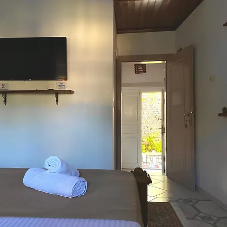 Yuri Apartment *