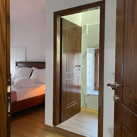 Yuri Apartamento Gjirokastër