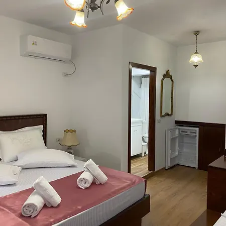 Yuri Apartment